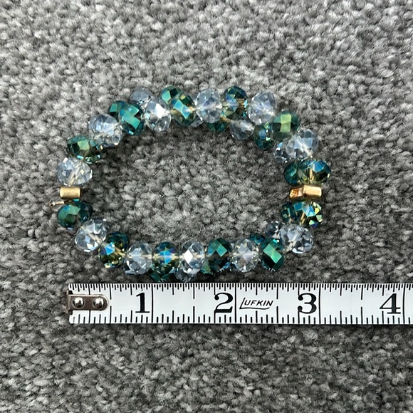 Sparkling blue-green vintage KENNETH COLE earring & stretch bracelet set - Picture 8 of 9